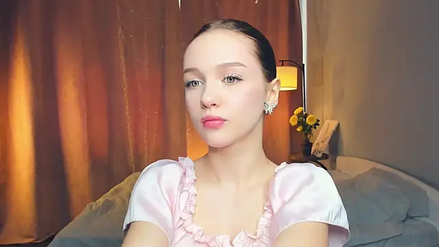 Snapshot of SharriSang chatting on 06/14/26, 07:10 SharriSang online show from 06/14/26, 07:10