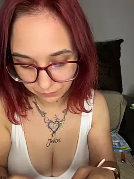 jebise23 online show from 05/28/26, 08:17