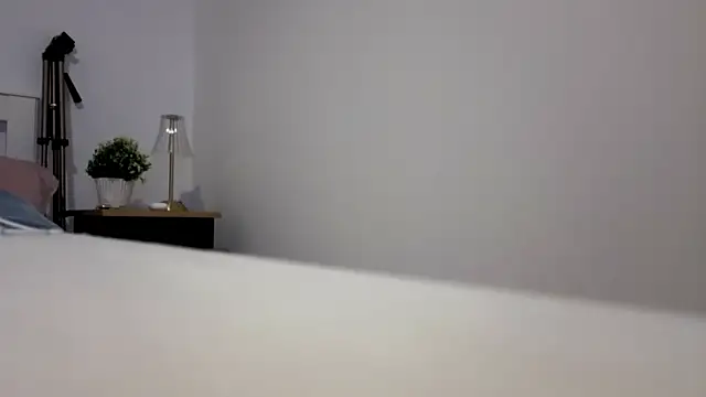 Anna Love1 online show from 12/16/25, 01:49