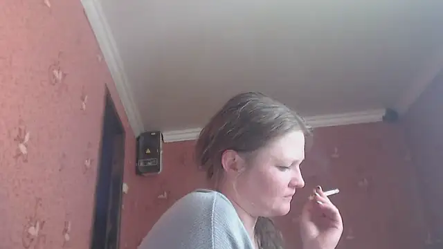 Snapshot of CharleyReid chatting on 06/02/26, 06:37 CharleyReid online show from 06/02/26, 06:37