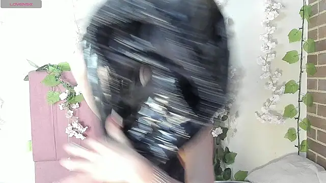 Snapshot of megan_n chatting on 04/03/26, 08:07 megan n online show from 04/03/26, 08:07