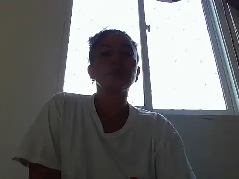 Snapshot of ana-hot16 chatting on 03/27/26, 01:44 ana-hot16 online show from 03/27/26, 01:44