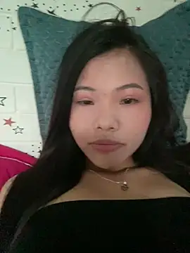 Snapshot of Mi-Lani chatting on 03/27/26, 01:55 Mi-Lani online show from 03/27/26, 01:55