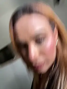 Jullyanaximeness online show from 06/12/26, 06:51