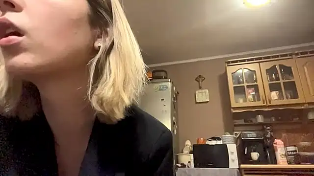 Snapshot of enchantedass chatting on 03/26/26, 08:58 enchantedass online show from 03/26/26, 08:58