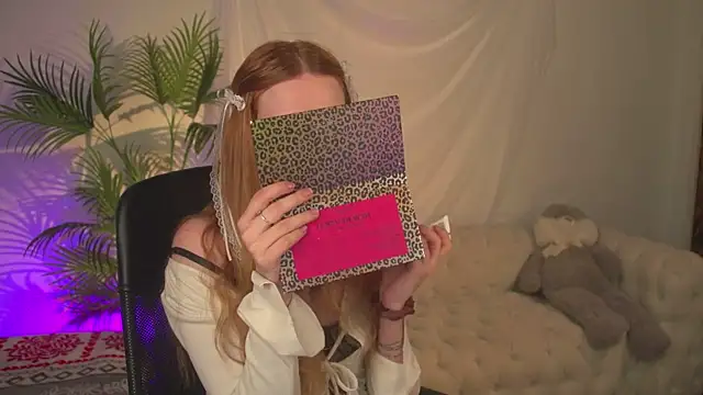 zoeforrd online show from 04/29/26, 05:22