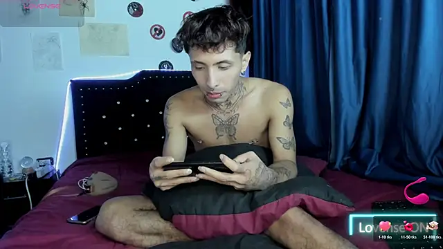 Snapshot of pol_mood chatting on 03/27/26, 08:26 pol mood online show from 03/27/26, 08:26