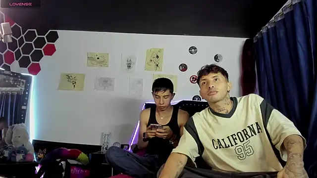 Snapshot of pol_mood chatting on 03/28/26, 04:23 pol mood online show from 03/28/26, 04:23