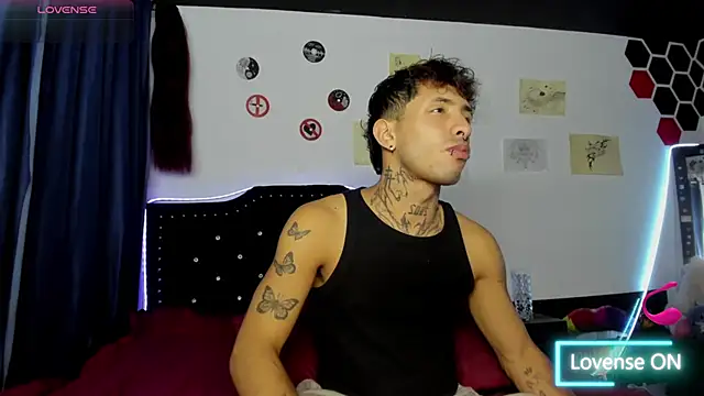 Snapshot of pol_mood chatting on 04/02/26, 11:13 pol mood online show from 04/02/26, 11:13