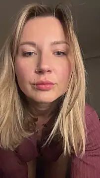 WhereisAlice online show from 04/17/26, 07:28