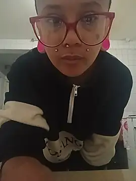 xblackstarX1 online show from 05/04/26, 11:01