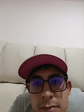 carlos and santy online show from 04/16/26, 07:09