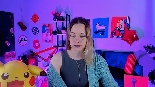 Snapshot of VireliaMoonfall chatting on 04/16/26, 10:27 VireliaMoonfall online show from 04/16/26, 10:27