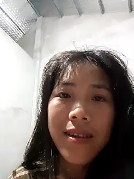 Snapshot of Zubu- chatting on 03/26/26, 01:49 Zubu- online show from 03/26/26, 01:49