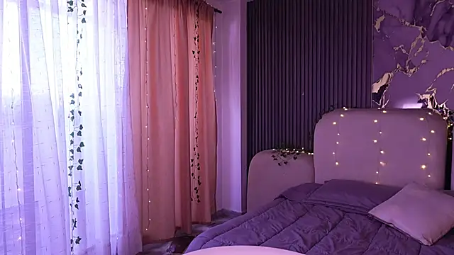 LilithLuxor  online show from 03/31/26, 12:49