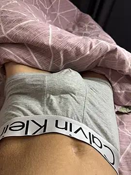 Snapshot of erikabrowncute chatting on 04/26/26, 07:06 erikabrowncute online show from 04/26/26, 07:06