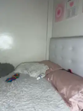 Snapshot of SUSYMIILS chatting on 04/09/26, 05:51 SUSYMIILS online show from 04/09/26, 05:51