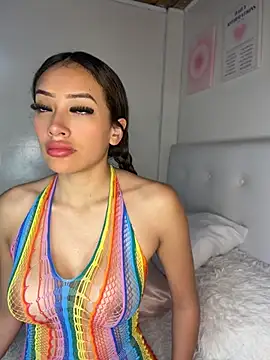 Snapshot of SUSYMIILS chatting on 04/10/26, 04:23 SUSYMIILS online show from 04/10/26, 04:23