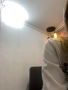 AlanaBrunetteX X online show from 05/26/26, 10:28