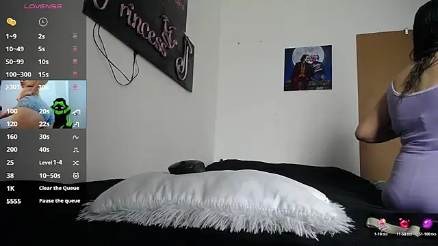 Snapshot of allison_maxtattoo_ chatting on 06/25/26, 03:38 allison maxtattoo online show from 06/25/26, 03:38