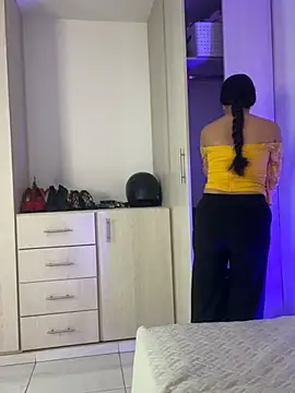 babylexi18 online show from 04/30/26, 07:09