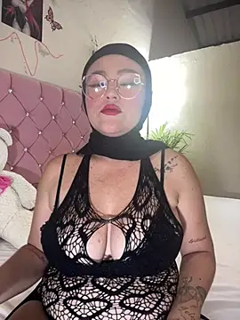 Marian fadel online show from 04/25/26, 01:03