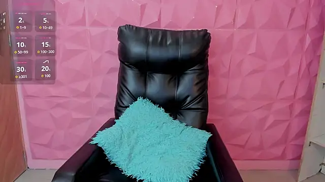 hannabackerr online show from 05/11/26, 04:15