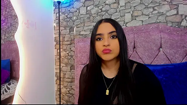 sweet  cherry1 online show from 06/18/26, 07:07