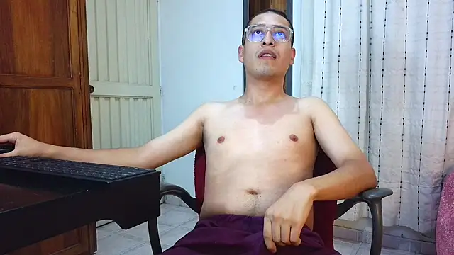 Eriick   E online show from 05/11/26, 01:33