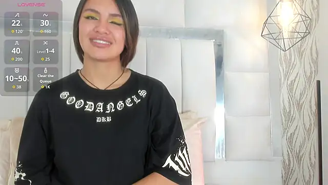 megann glow online show from 04/28/26, 05:45