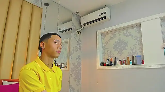 MaicolSmiith  online show from 03/27/26, 09:25