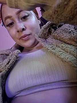 venuscopper online show from 05/17/26, 01:03