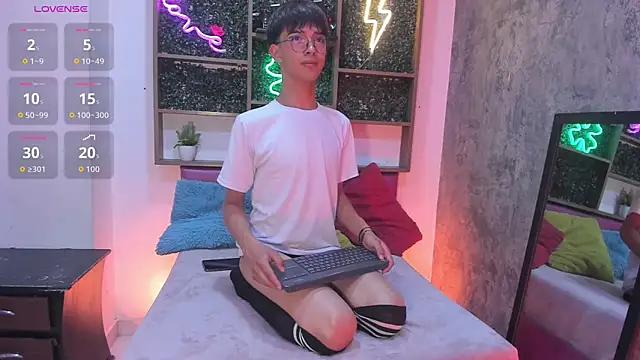 Eyden Connor online show from 06/02/26, 11:07