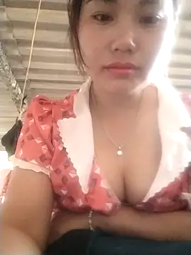 Snapshot of Giang-mylove chatting on 04/10/26, 09:25 Giang-mylove online show from 04/10/26, 09:25