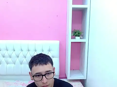 23alana online show from 04/19/26, 03:17