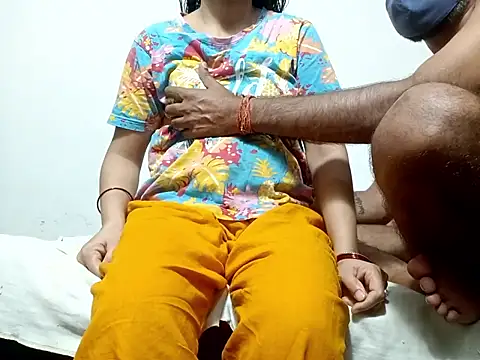 Snapshot of Sexyy_Bhabhi_143 chatting on 04/15/26, 05:42 Sexyy Bhabhi 143 online show from 04/15/26, 05:42