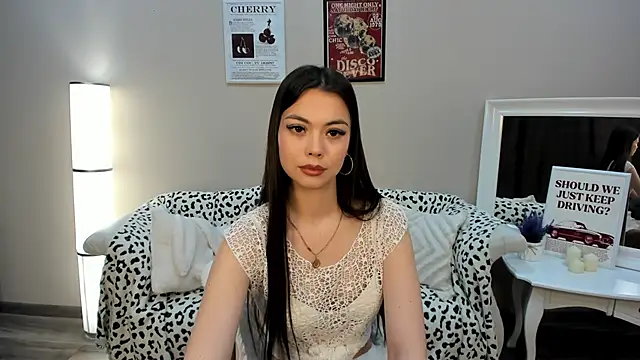 Snapshot of DarcyMacy chatting on 04/15/26, 07:58 DarcyMacy online show from 04/15/26, 07:58