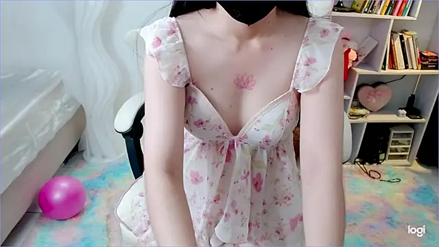 Mie Mie21 online show from 04/10/26, 01:44