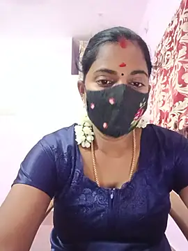 Snapshot of tamilratchasii chatting on 06/26/26, 05:39 tamilratchasii online show from 06/26/26, 05:39