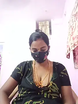 Snapshot of tamilratchasii chatting on 07/30/26, 05:50 tamilratchasii online show from 07/30/26, 05:50