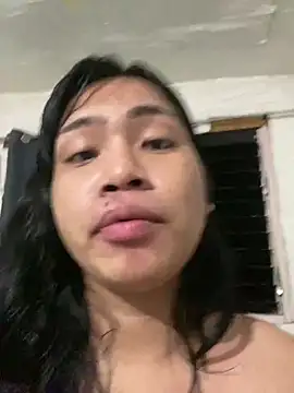 lulueraxxxx online show from 05/13/26, 01:41