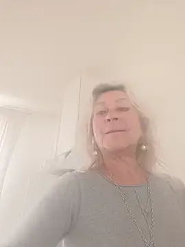 Anabel-456 online show from 04/05/26, 09:28