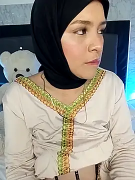 Snapshot of alia_asad chatting on 05/11/26, 12:44 alia asad online show from 05/11/26, 12:44