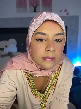 Snapshot of alia_asad chatting on 05/18/26, 12:00 alia asad online show from 05/18/26, 12:00