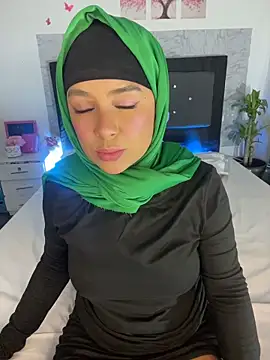 Snapshot of alia_asad chatting on 06/16/26, 12:52 alia asad online show from 06/16/26, 12:52