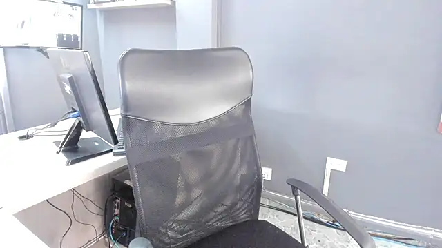 Lucia11  online show from 04/02/26, 04:04