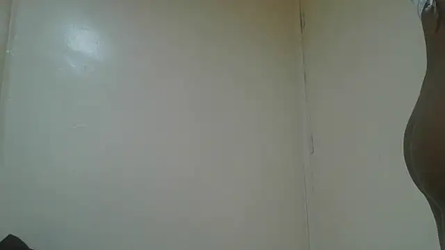 Snapshot of BabyWethu12 chatting on 04/16/26, 04:13 BabyWethu12 online show from 04/16/26, 04:13