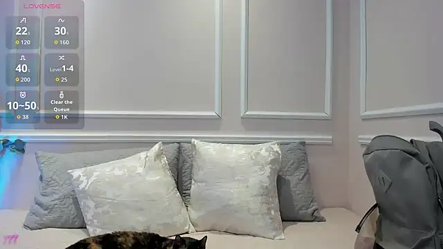 Snapshot of maia_lion chatting on 06/28/26, 05:30 maia lion online show from 06/28/26, 05:30