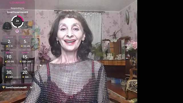 Snapshot of Shooting-Star- chatting on 06/15/26, 06:32 Shooting-Star- online show from 06/15/26, 06:32