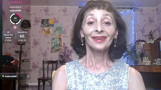 Snapshot of Shooting-Star- chatting on 06/17/26, 05:25 Shooting-Star- online show from 06/17/26, 05:25